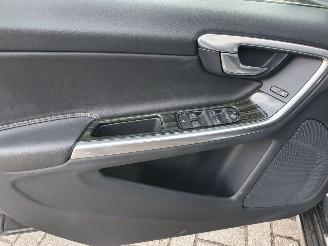 Volvo V-60 2.4 D6 AWD Plug-In Hybrid Summum picture 11