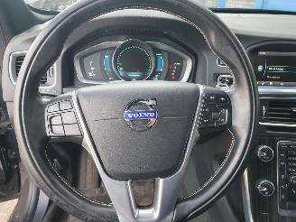 Volvo V-60 2.4 D6 AWD Plug-In Hybrid Summum picture 19