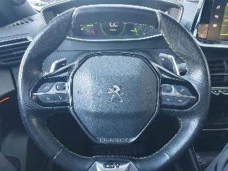 Peugeot 2008 1.2 GT-Line Automaat picture 24