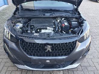 Peugeot 2008 1.2 GT-Line Automaat picture 9