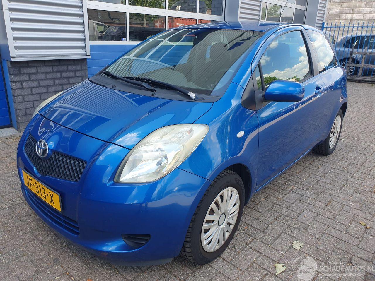 Toyota Yaris 1.0 VVTi