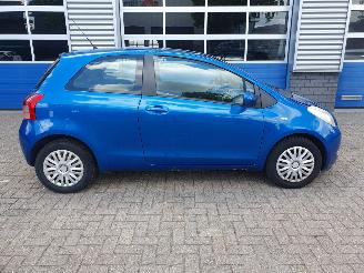 Toyota Yaris 1.0 VVTi picture 6