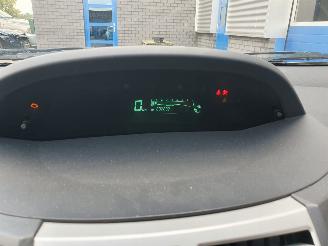Toyota Yaris 1.0 VVTi picture 16