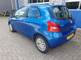 Toyota Yaris 1.0 VVTi picture 3