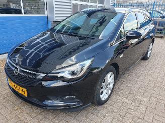 Auto incidentate Opel Astra SPORTS TOURER+ 1.6 CDTI Innovation 2017/9