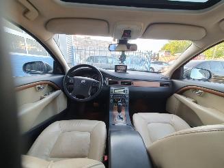 Volvo V-70 2.5T Summum Automaat picture 16