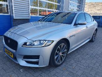Auto incidentate Jaguar XF 2.0d Portfolio R-Sport Automaat 2016/4