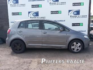 Vrakbiler auto Volkswagen Golf plus Golf Plus (5M1/1KP), MPV, 2005 / 2013 1.9 TDI 16V 2009/1