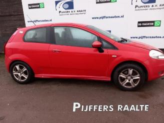 Sloopauto Fiat Grande Punto Grande Punto (199), Hatchback, 2005 1.4 T-Jet 16V 2009/4