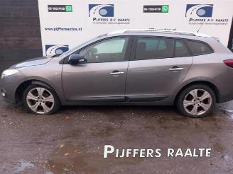 Vrakbiler auto Renault Mégane Megane III Grandtour (KZ), Combi 5-drs, 2008 / 2016 1.4 16V TCe 130 2012/6