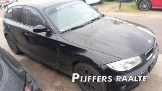 BMW 1-serie 1 serie (E87/87N), Hatchback 5-drs, 2003 / 2012 118i 16V picture 5