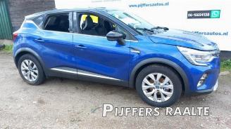 Coche siniestrado Renault Captur Captur II (RJB), SUV, 2020 1.6 E-Tech 160 2021/5