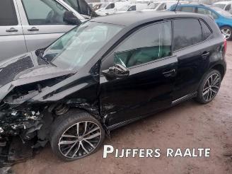Auto da rottamare Volkswagen Polo Polo V (6R), Hatchback, 2009 / 2017 1.4 TDI DPF BlueMotion technology 2015/6
