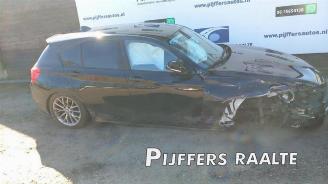 Coche siniestrado BMW 1-serie 1 serie (F20), Hatchback 5-drs, 2011 / 2019 120i 1.6 16V 2013/6