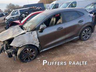 Vrakbiler auto Ford Puma Puma, SUV, 2019 1.0 Ti-VCT EcoBoost mHEV 12V 2021/5