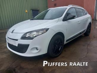 Autoverwertung Renault Mégane Megane III Grandtour (KZ), Combi 5-drs, 2008 / 2016 1.4 16V TCe 130 2011/4