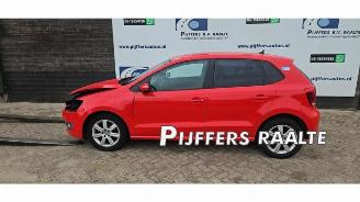 Coche siniestrado Volkswagen Polo Polo V (6R), Hatchback, 2009 / 2017 1.4 16V 2010/2