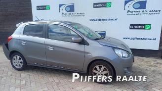 demontáž osobní automobily Mitsubishi Space-star Space Star (A0), Hatchback, 2012 1.0 12V 2015/8