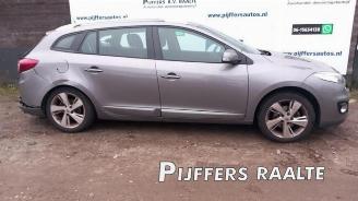 Autoverwertung Renault Mégane Megane III Grandtour (KZ), Combi 5-drs, 2008 / 2016 1.2 16V TCE 115 2013/5