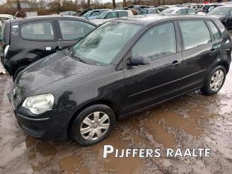 disassembly passenger cars Volkswagen Polo Polo IV (9N1/2/3), Hatchback, 2001 / 2012 1.4 16V 75 2005/8