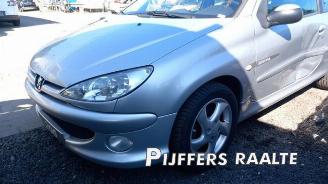 Peugeot 206 206 (2A/C/H/J/S), Hatchback, 1998 / 2012 1.4 16V picture 5