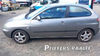 Vrakbiler auto Seat Ibiza Ibiza III (6L1), Hatchback, 2002 / 2009 1.4 16V 100 2004/3
