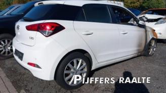 Vrakbiler auto Hyundai I-20 i20 (GBB), Hatchback, 2014 / 2020 1.0 T-GDI 100 12V 2017/1
