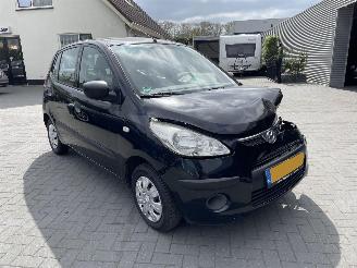 krockskadad bil auto Hyundai I-10 1.1 Pure airco 2009/2