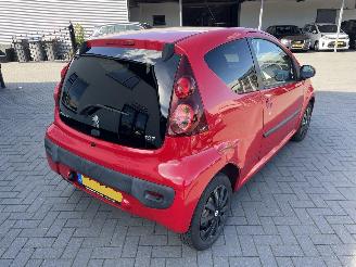 Peugeot 107 1.0 Active AUTOMAAT!!! picture 2