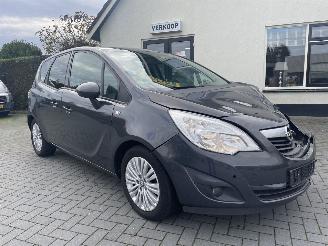 Damaged car Opel Meriva Opel Meriva 1.4 Turbo Design Edition LPG N.A.P NL AUTO 2013/7
