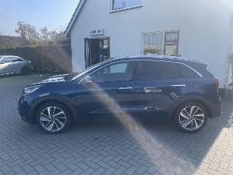 Kia Niro 1.6 GDi Hybrid ExecutiveLine picture 2