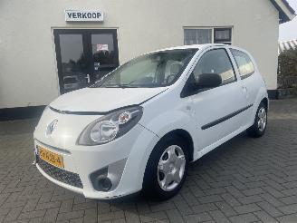 Schadeauto Renault Twingo 1.2-16V Authentique N.A.P PRACHTIG!!! 2010/9