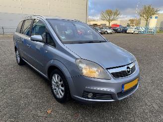 Opel Zafira 2.2 AUTOMAAT 7-PERSOONS  EXECUTIVE picture 4
