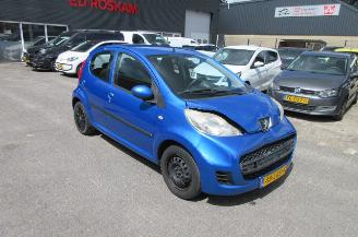 Schadeauto Peugeot 107 1.0-12V XS 2010/6