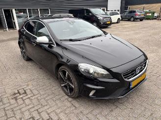 Unfallwagen Volvo V-40 2.0 D2 Ocean Race Pano 2015/12