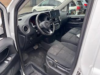 Mercedes Vito 119 CDI DC Lang 4-Matic Automaat picture 13