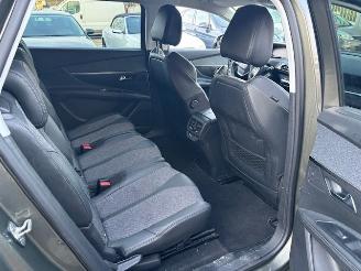 Peugeot 5008 1.2 Puretech Premium picture 13