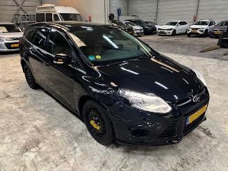 Auto incidentate Ford Focus 1.6 TDCI Titanium clima 2013/4