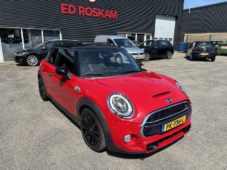 Auto incidentate Mini Cooper 2.0 SD JCW Chili Pano Automaat 170pk 2017/7
