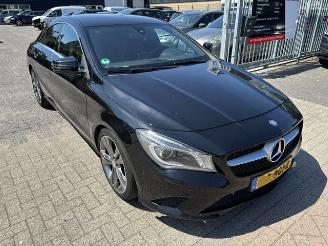 Schadeauto Mercedes Cla-klasse 180 Ambition Automaat 2016/8