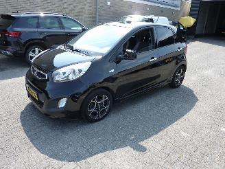 Kia Picanto 1.2 CVVT WORL CUP ED. picture 4