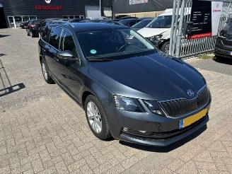 uszkodzony samochody osobowe Skoda Octavia 1.0 TSI Automaat NAP 2018/4