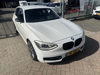 damaged passenger cars BMW 1-serie 118i Sport 5-drs Clima 170pk 2012/5