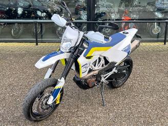 Schade motor Husqvarna  SM 701 ABS Akrapovic 2016/11