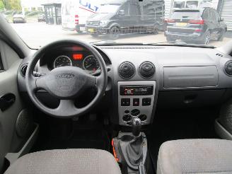 Dacia Logan MCV 1.6-16V Laureate picture 10