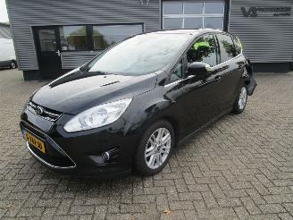 Unfallwagen Ford C-Max 1.0 Titanium 2013/11