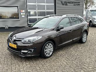 uszkodzony samochody osobowe Renault Mégane Estate 1.5 dCi Bose 2014/7