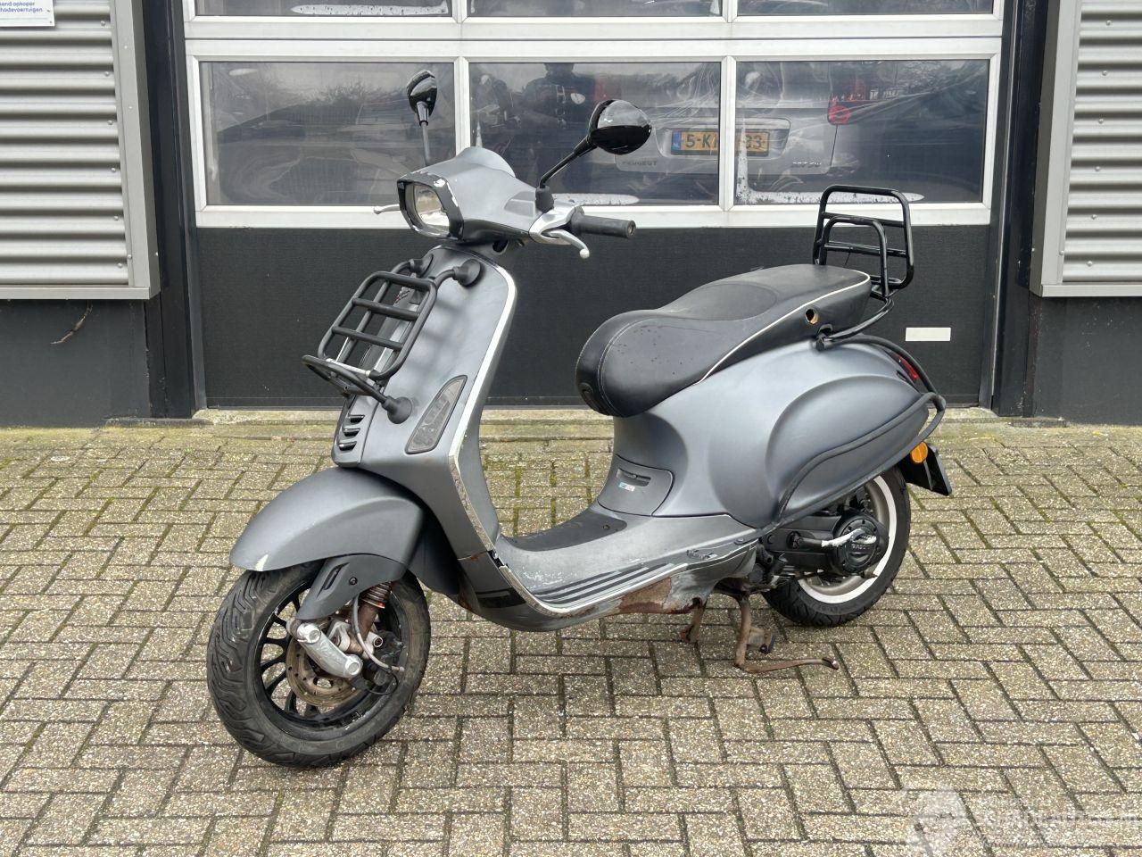 Vespa  Sprint 50 4T