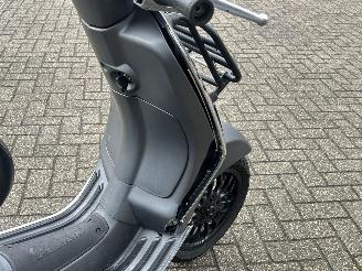 Vespa  Sprint 50 4T picture 12