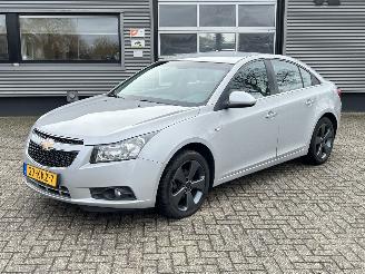 krockskadad bil auto Chevrolet Cruze 1.8 LT 2010/1